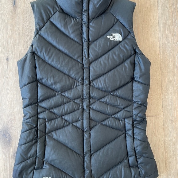 The North Face Jackets & Blazers - The North Face 550 Goose Down Vest Womens Size XS Charcoal Gray *L29